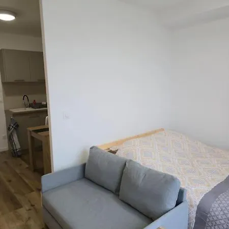 304 - Avec Terrasse Refait à Neuf Appartamento